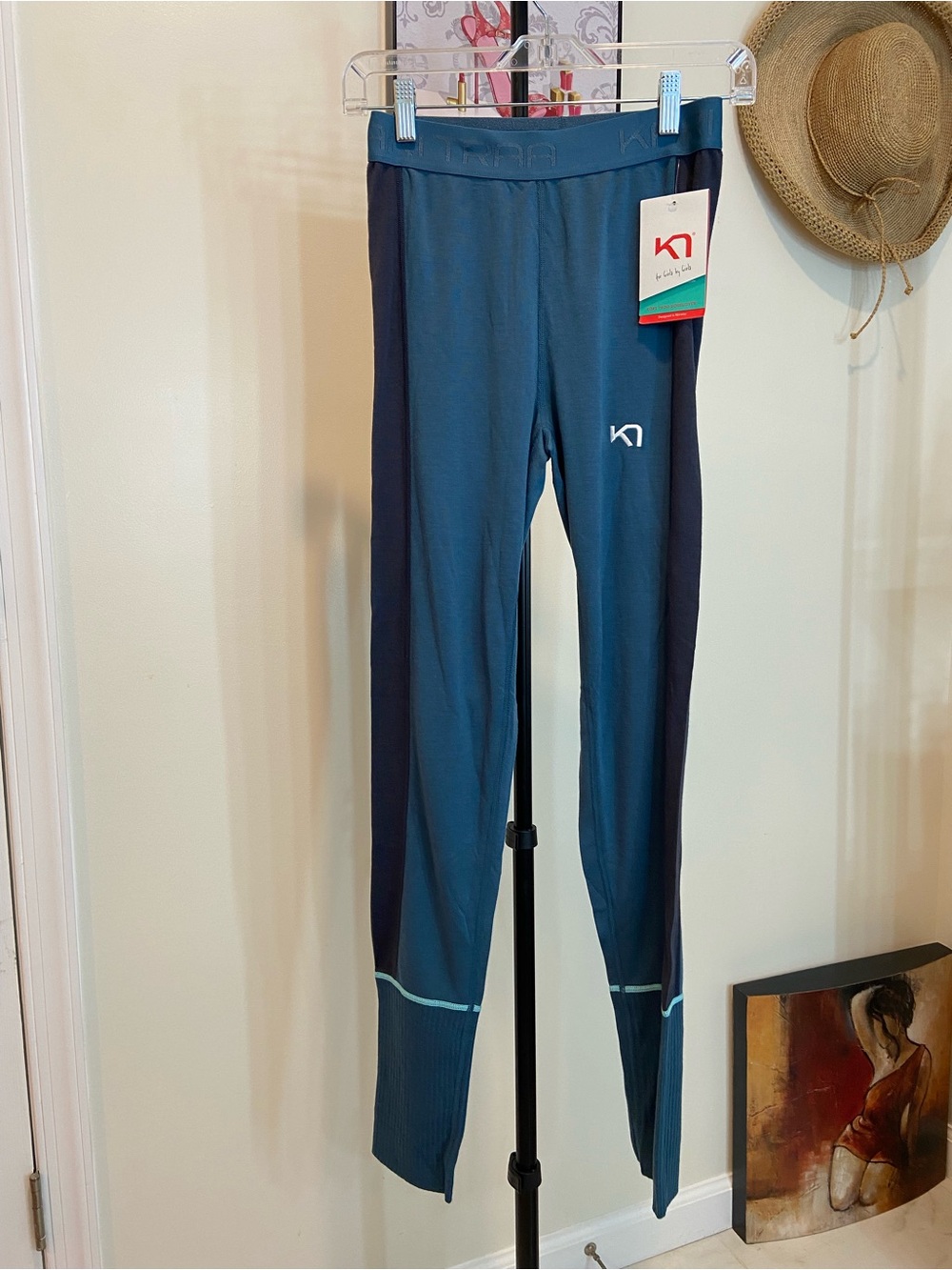 Kari traa baselayer women size small